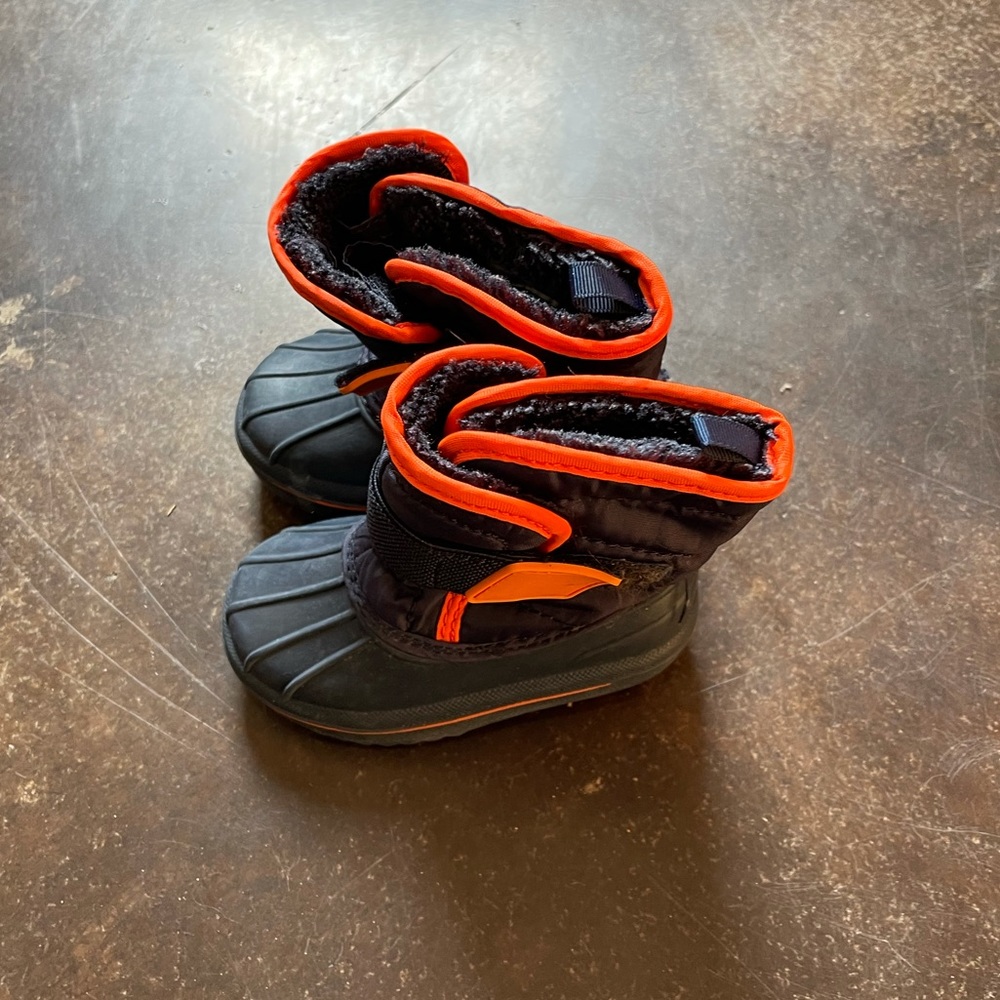 Infant snow boots